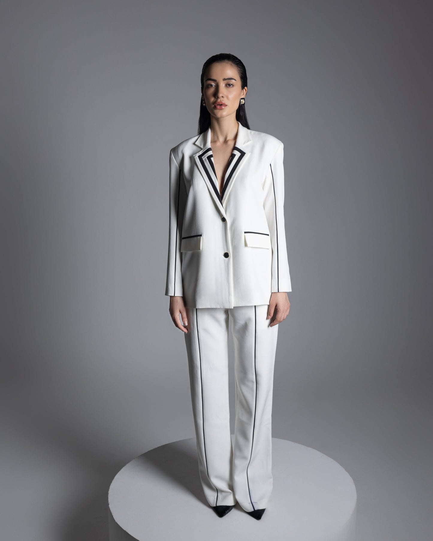 OUTLINE ME BLAZER SET