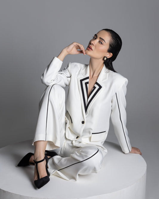 OUTLINE ME BLAZER SET